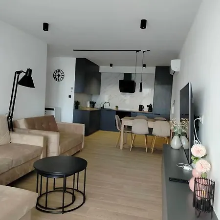Westin House 113 Apartment *
