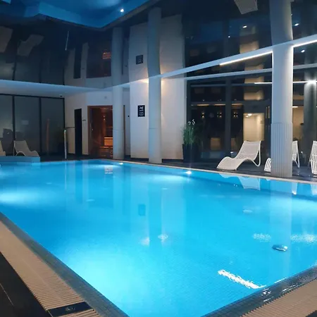 Westin House 113